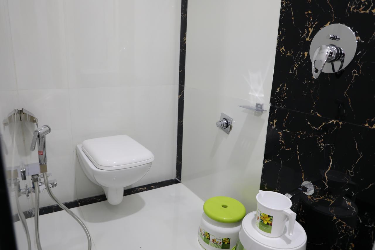 Hotel Pearl Navi Mumbai Exterior photo