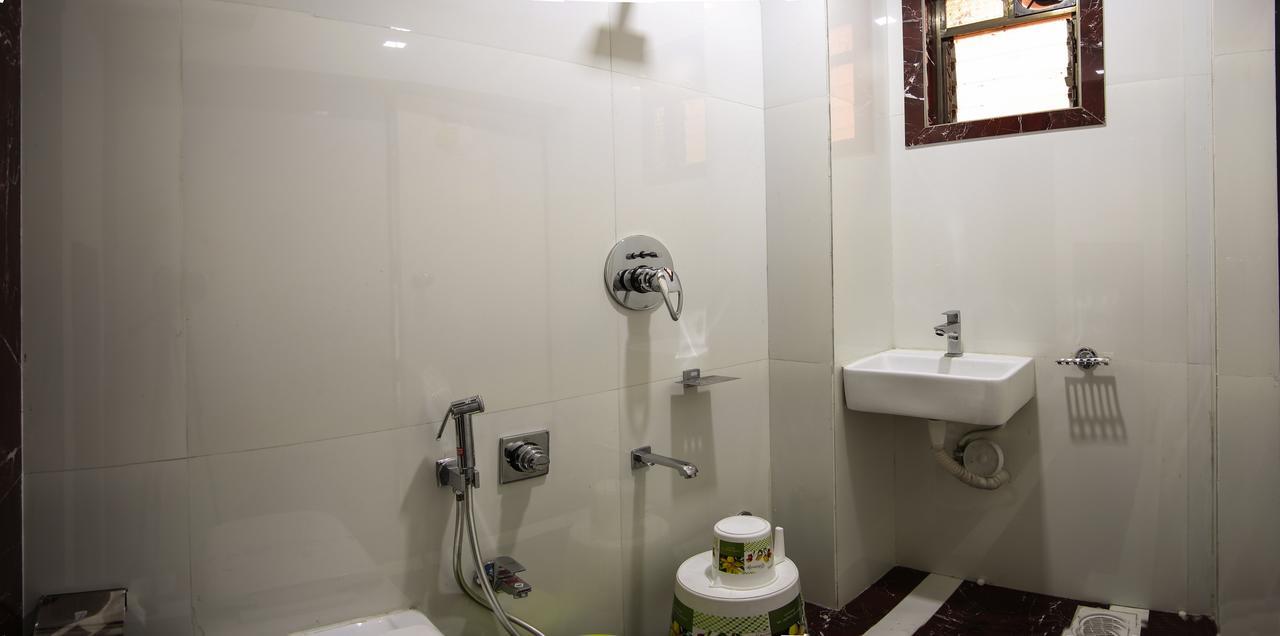 Hotel Pearl Navi Mumbai Exterior photo