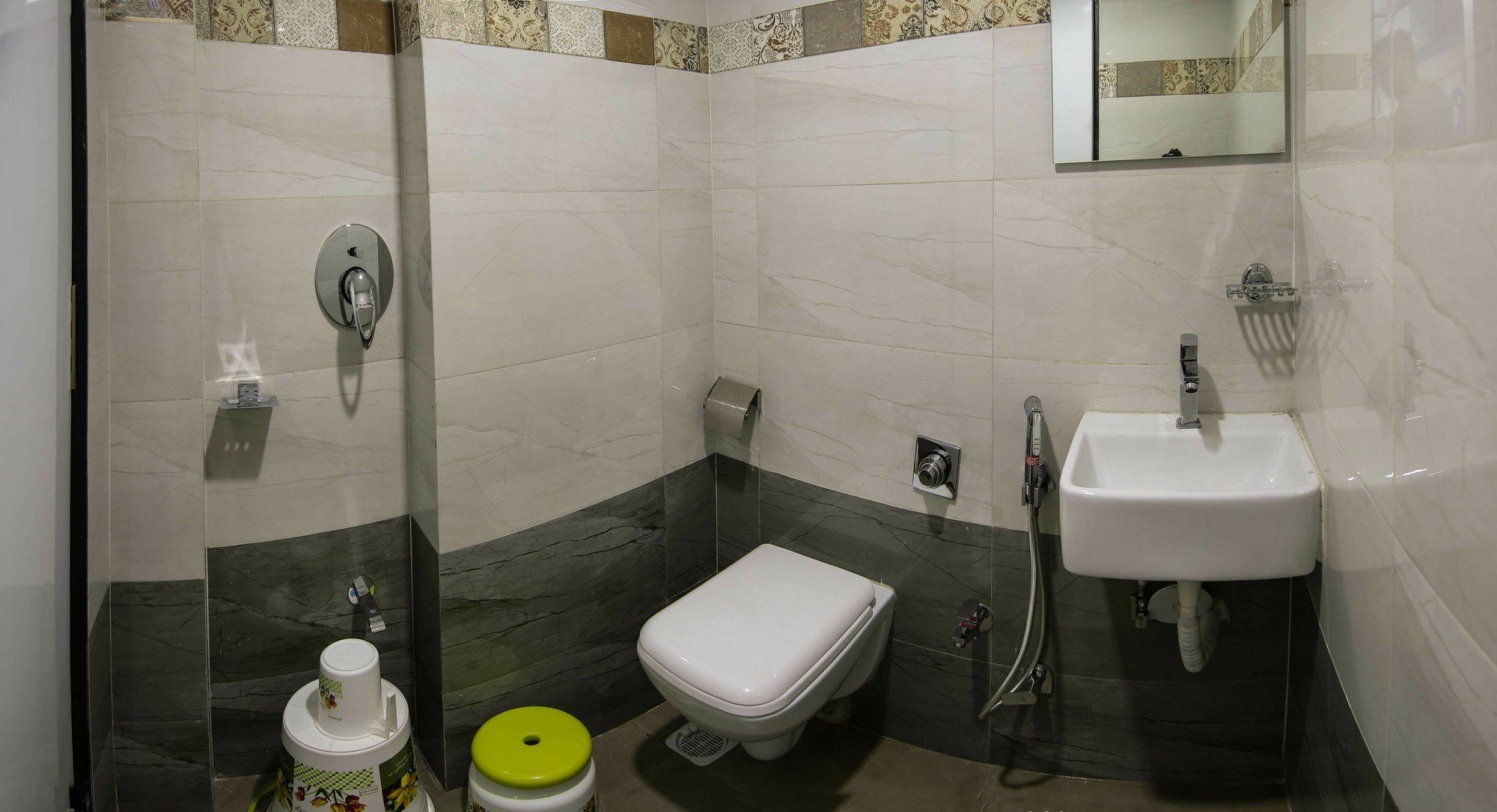 Hotel Pearl Navi Mumbai Exterior photo